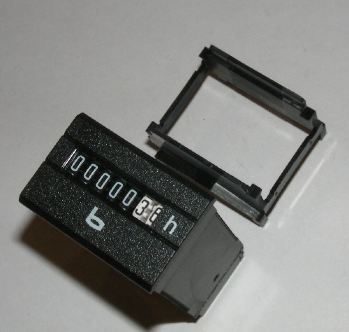 Betriebstundenzähler / Operating hours counter