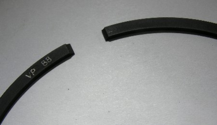 Kolbenring unten / Pistonring down